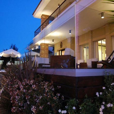 Mercedes Rambla Hotel Buitenkant foto
