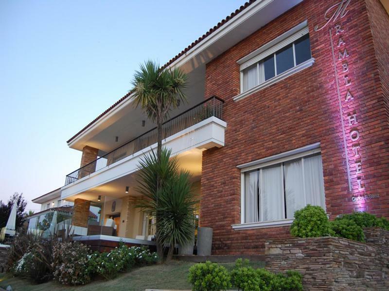 Mercedes Rambla Hotel Buitenkant foto