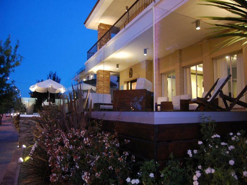 Mercedes Rambla Hotel Buitenkant foto