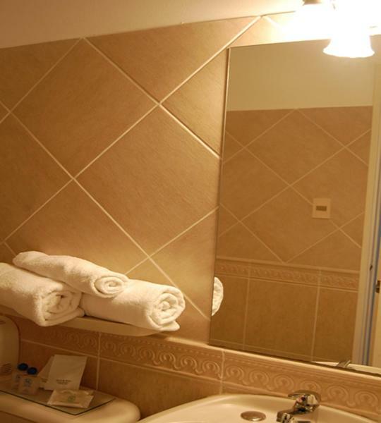 Mercedes Rambla Hotel Buitenkant foto